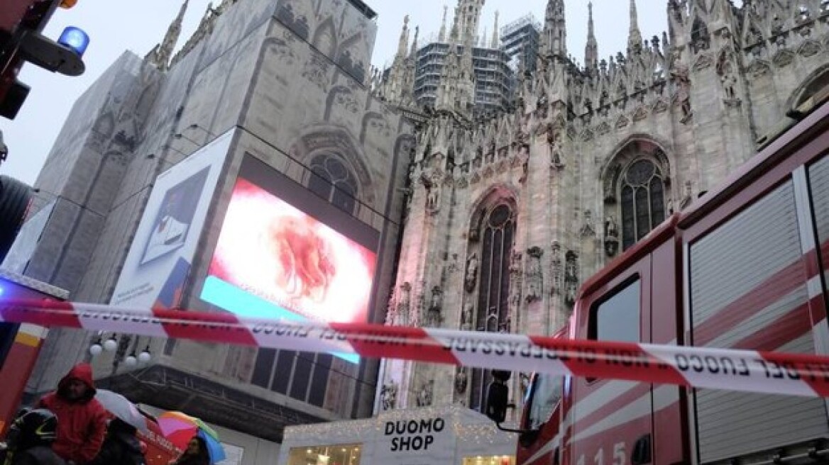 Ιταλία: Έχασε τη ζωή του ο 62χρονος που έπεσε από την οροφή του Ντουόμο στο Μιλάνο