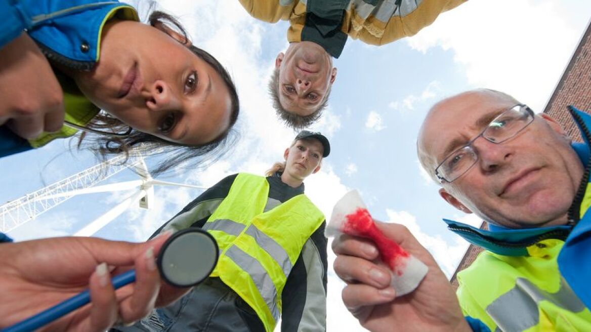 Για όλα φταίμε εμείς...