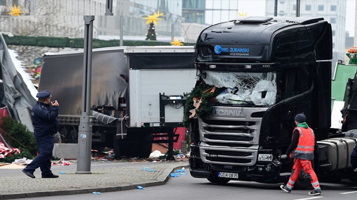 German police trail Tunisian for Berlin terror attack