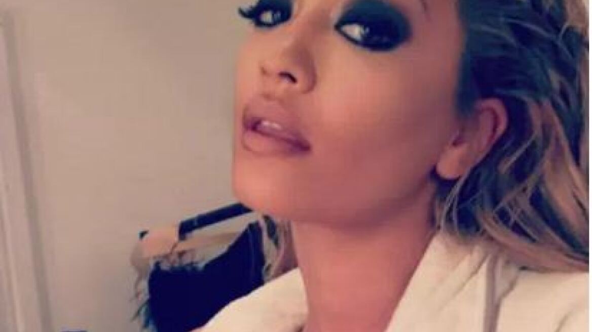 Η σέξι φωτογραφία της Rita Ora στο Snapchat που κάνει τους φαν της να παραμιλάνε