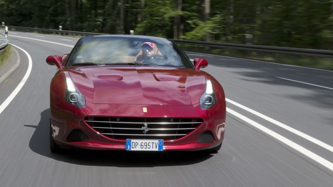 Στις Άλπεις με τη Ferrari California T