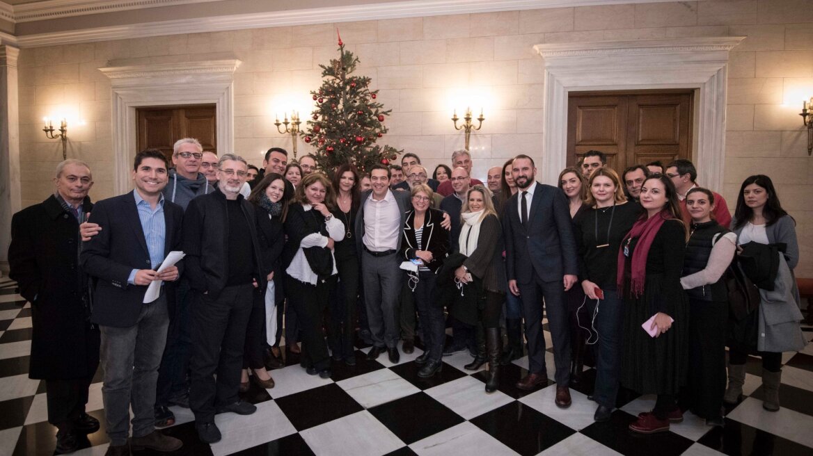 Τσίπρας: Έχω πέσει στη μαρμίτα της αισιοδοξίας