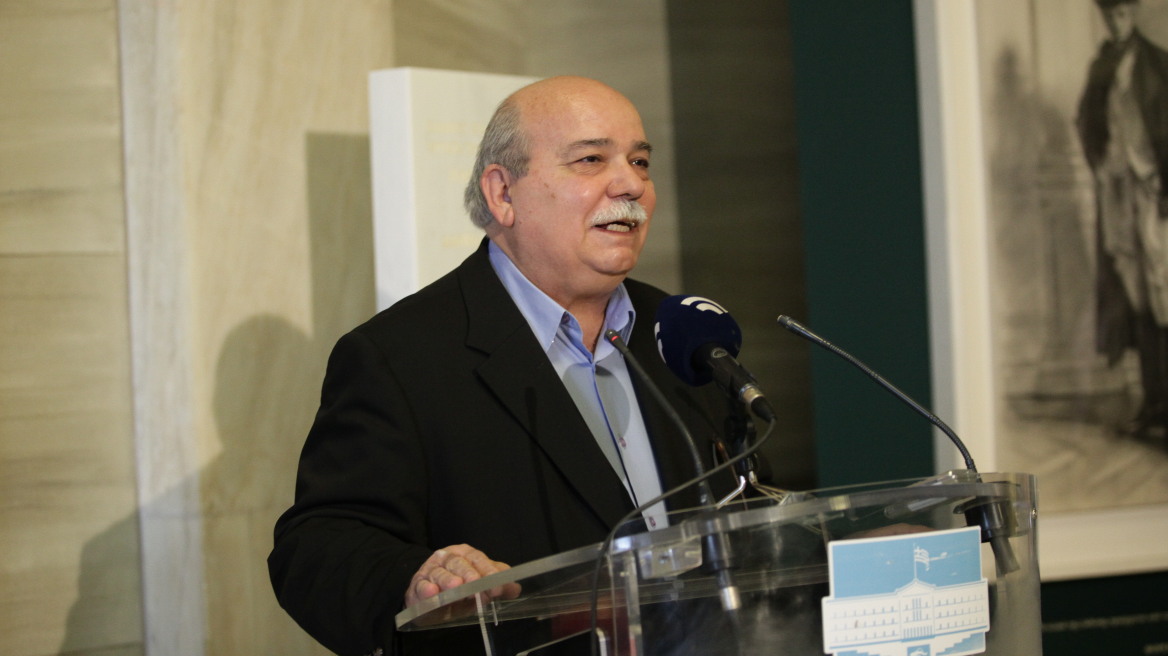 Βούτσης: Η στάση της ΕΕ απέναντι στην Ελλάδα είναι υποκριτική