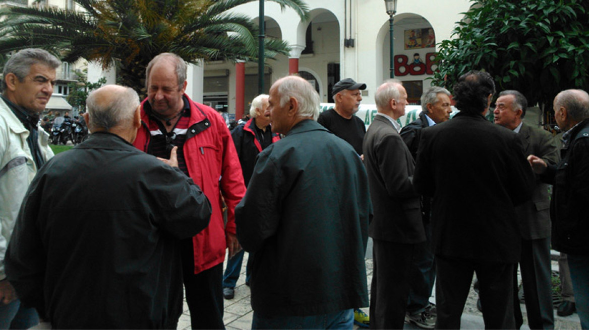 Ανατροπές στις νέες συντάξεις - Πώς θα υπολογίζονται 