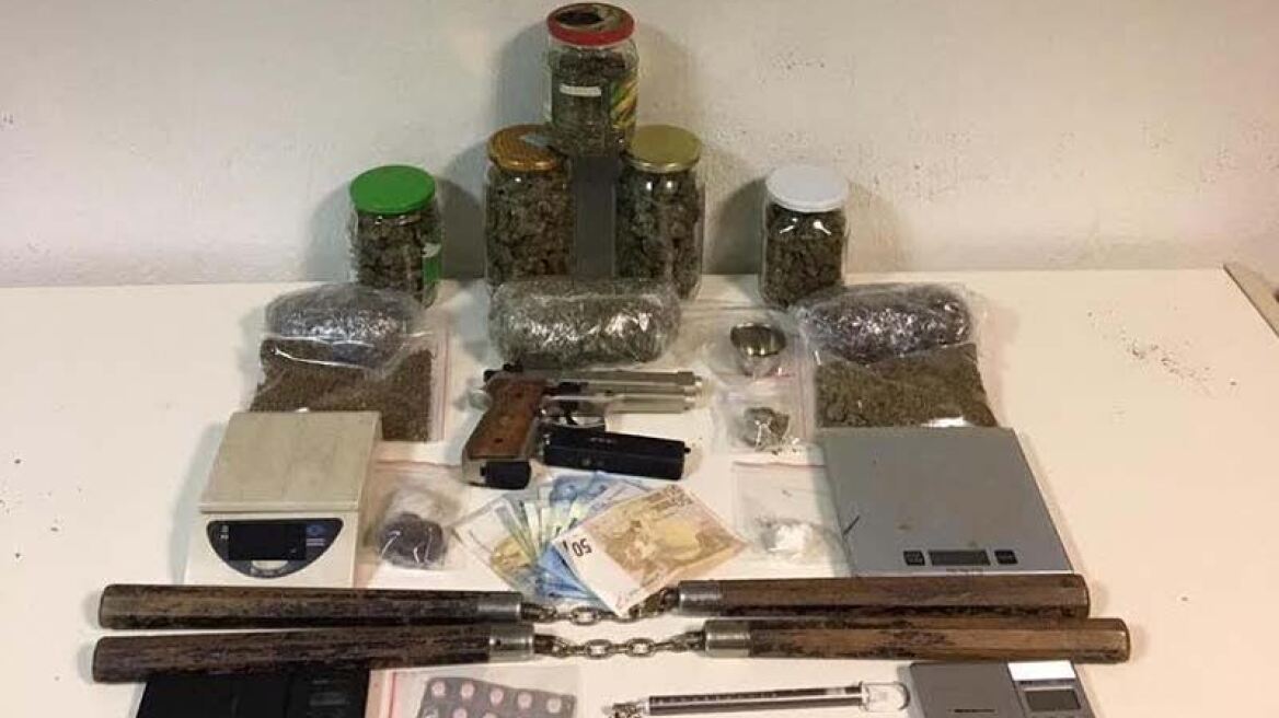 Είχε και κοκαΐνη ο πωλητής ενός κιλού χασίς