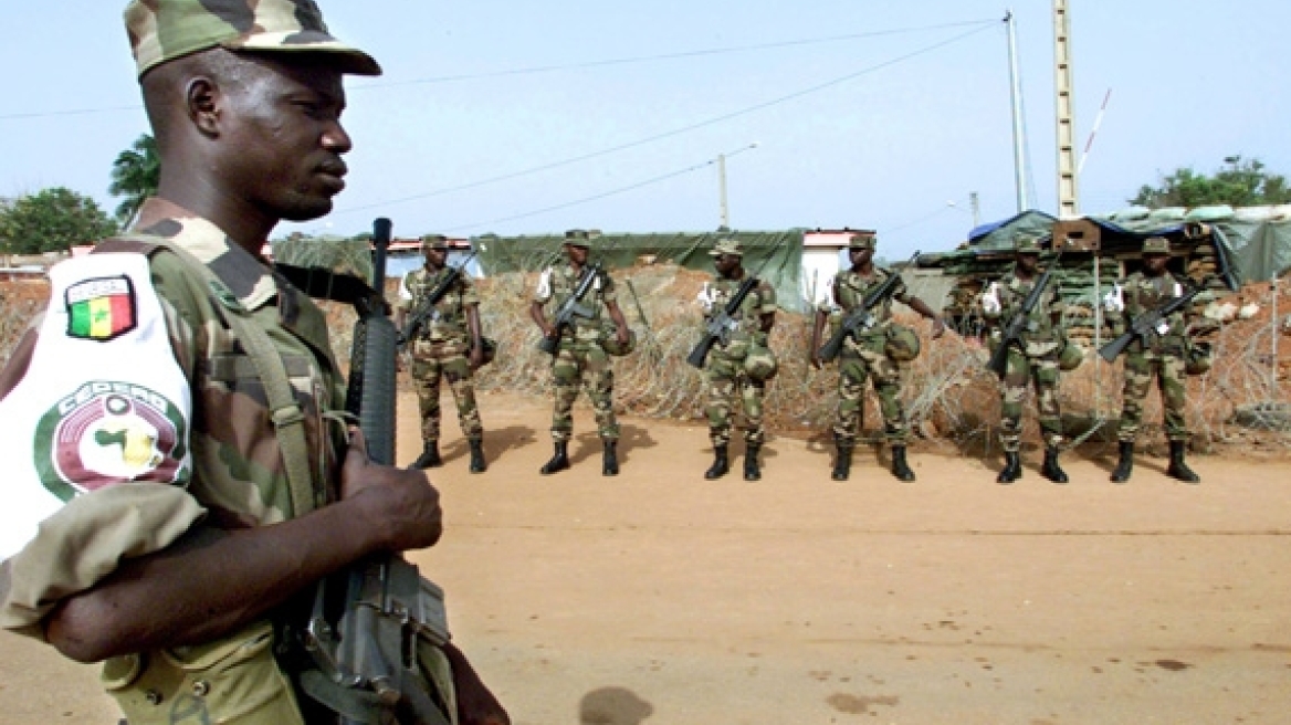 Δεκαπέντε χώρες της Δυτικής Αφρικής έτοιμες να εισβάλουν στην Γκάμπια στις 19 Γενάρη