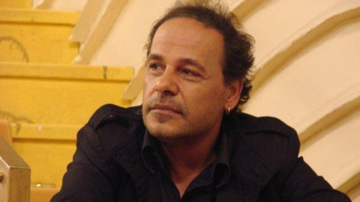 Καβγάς μεταξύ του Αλέξανδρου Ρήγα και ηθοποιών του «Μπαμπά μην Ξαναπεθάνεις Κυριακή»