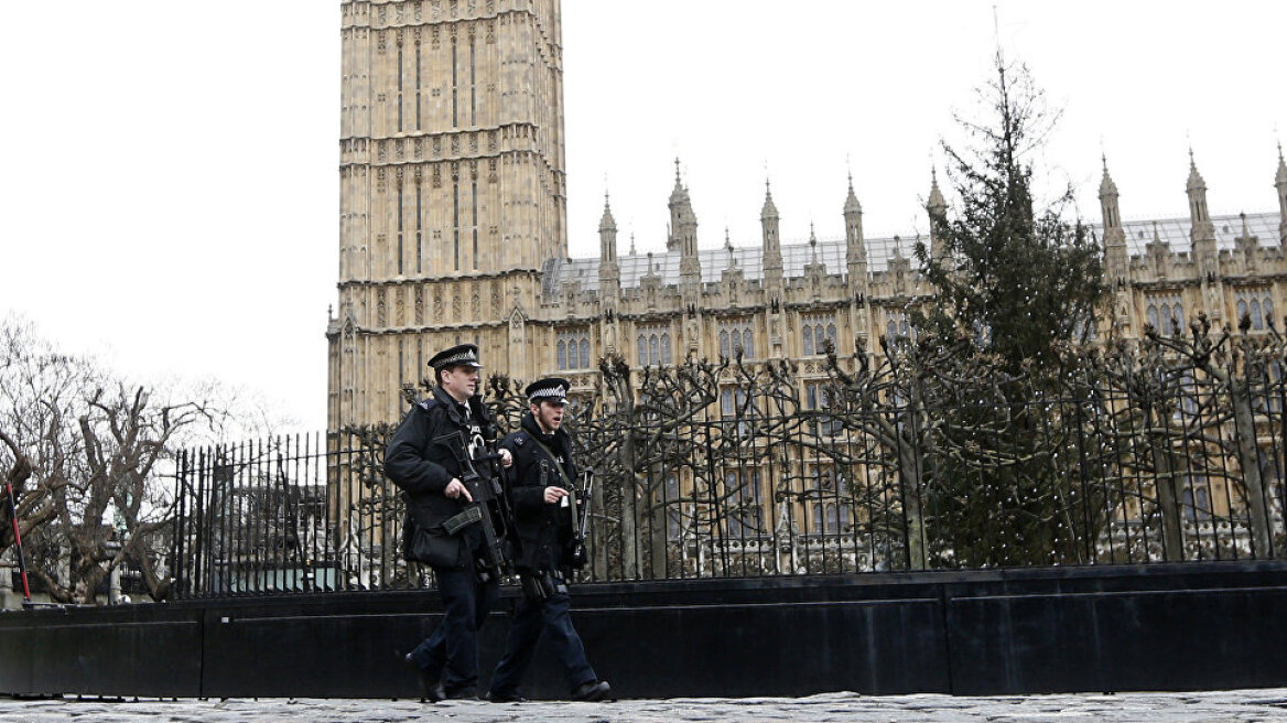 Βρετανός υπουργός Ασφαλείας: Οι τζιχαντιστές είναι πιθανό να μας επιτεθούν με χημικά