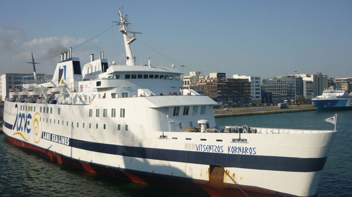 Ακινητοποιημένο στη Ρόδο το «Βιντσέντζος Κορνάρος»