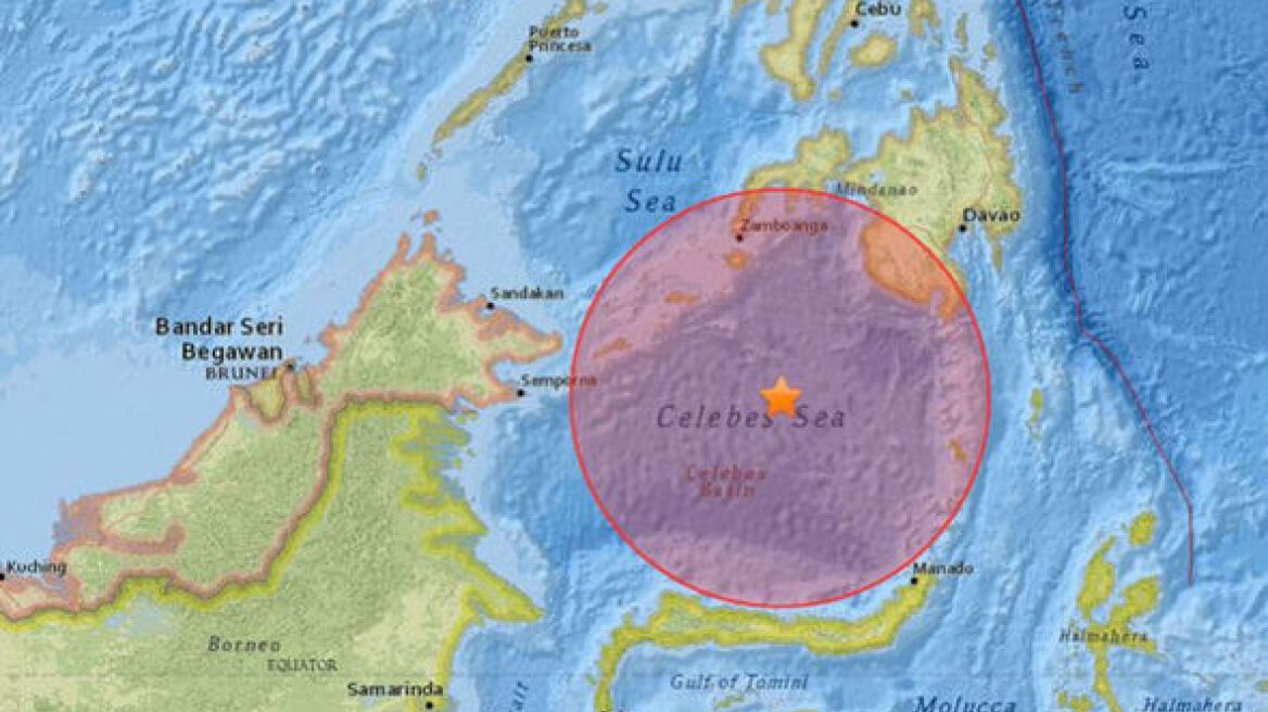A big 7.3 magnitude earthquake strikes between Philippines and Indonesia