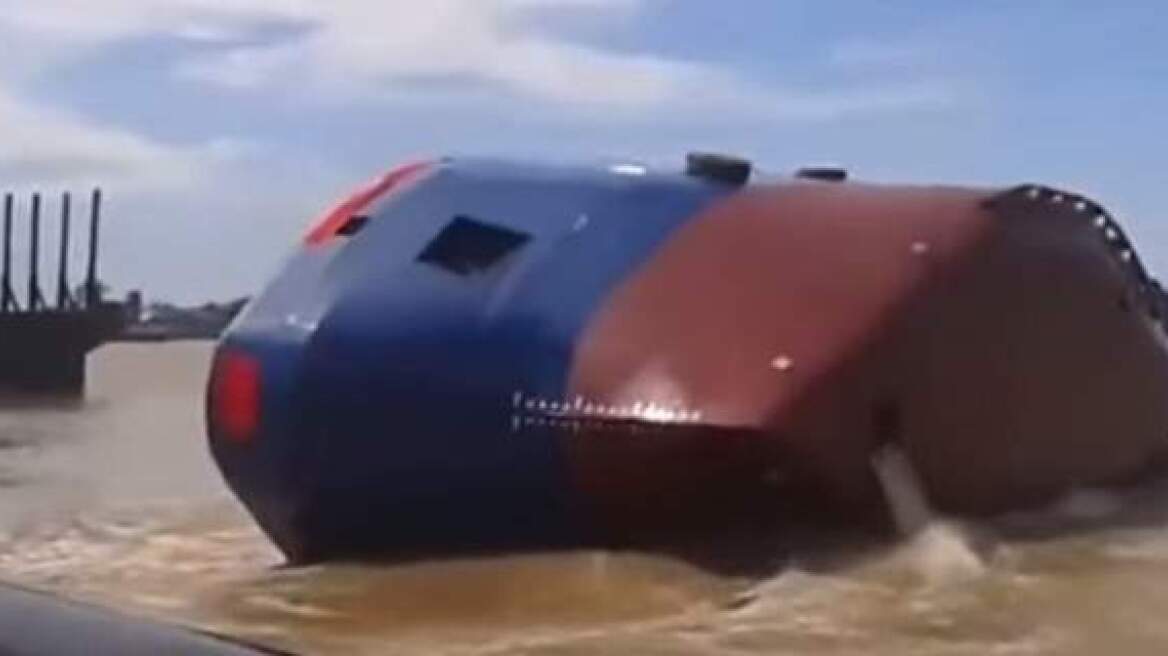Oops! This ship didn’t exactly float!… (HILARIOUS VIDEO)