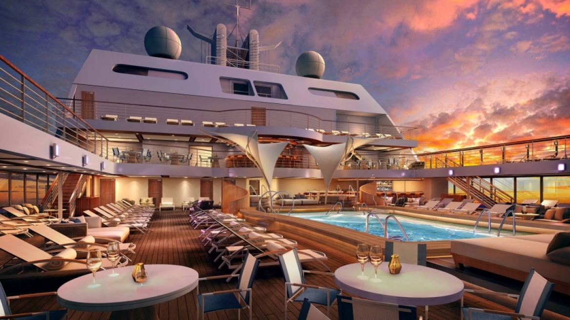 Latest luxury cruise ship launched (video)