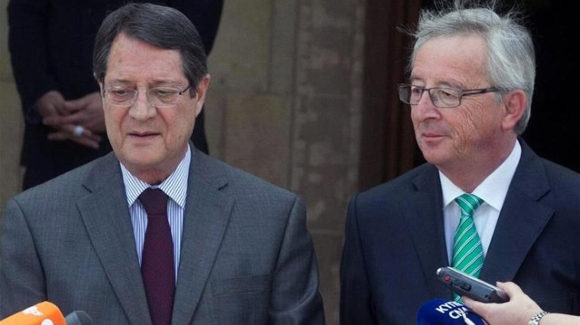 Τηλεφωνική επαφή Αναστασιάδη με Γιούνκερ για το Κυπριακό