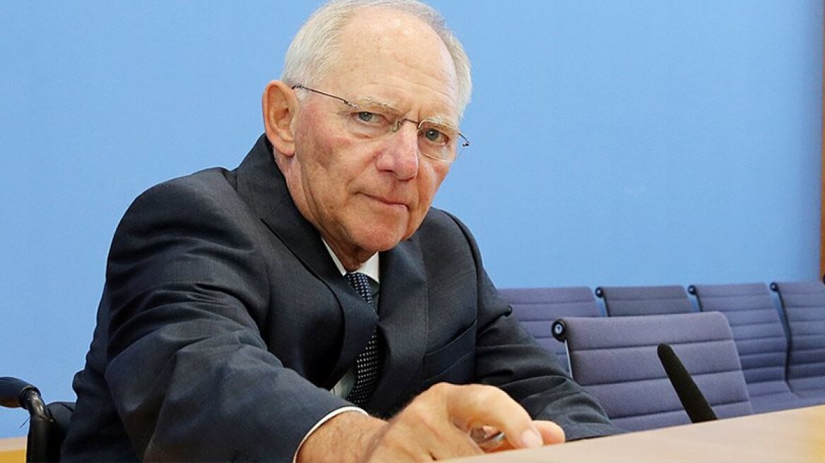 Schauble warns Greece against pushing for departure of IMF from program