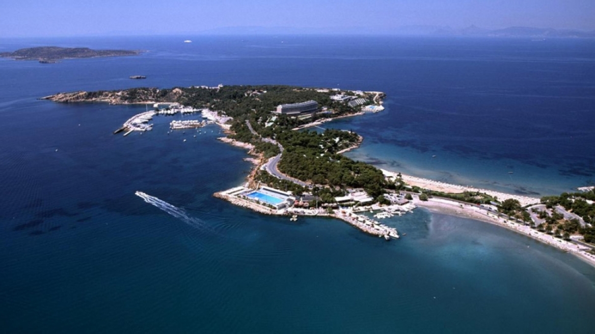 Αστέρας: Τέλος εποχής με έξοδο από το Χ.Α. και νέες επενδύσεις