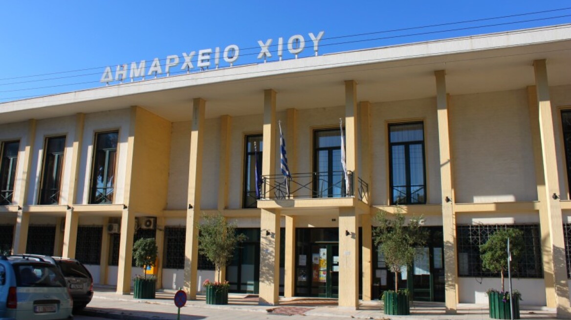 Χίος: Τα έκανε «γυαλιά-καρφιά» 57χρονος επειδή ο Δήμος δεν του έκανε το... χατήρι