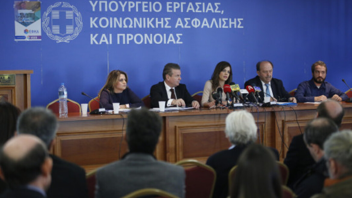 ΕΦΚΑ: Ούτε ένας εκπρόσωπος των 6,1 εκατ. ασφαλισμένων και συνταξιούχων στο Δ.Σ.