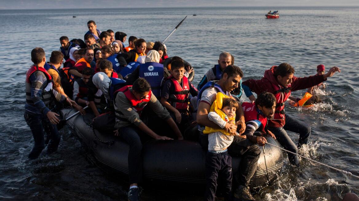 Δεκατέσσερις... αιώνες φυλακή σε δουλεμπόρους!