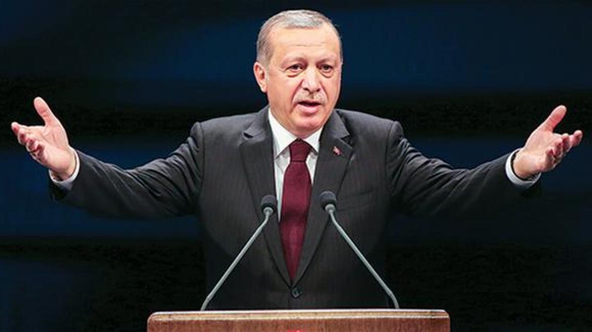 Ερντογάν προς τράπεζες: Δώστε δάνεια στους επενδυτές αλλιώς θα μας βρείτε απέναντί σας