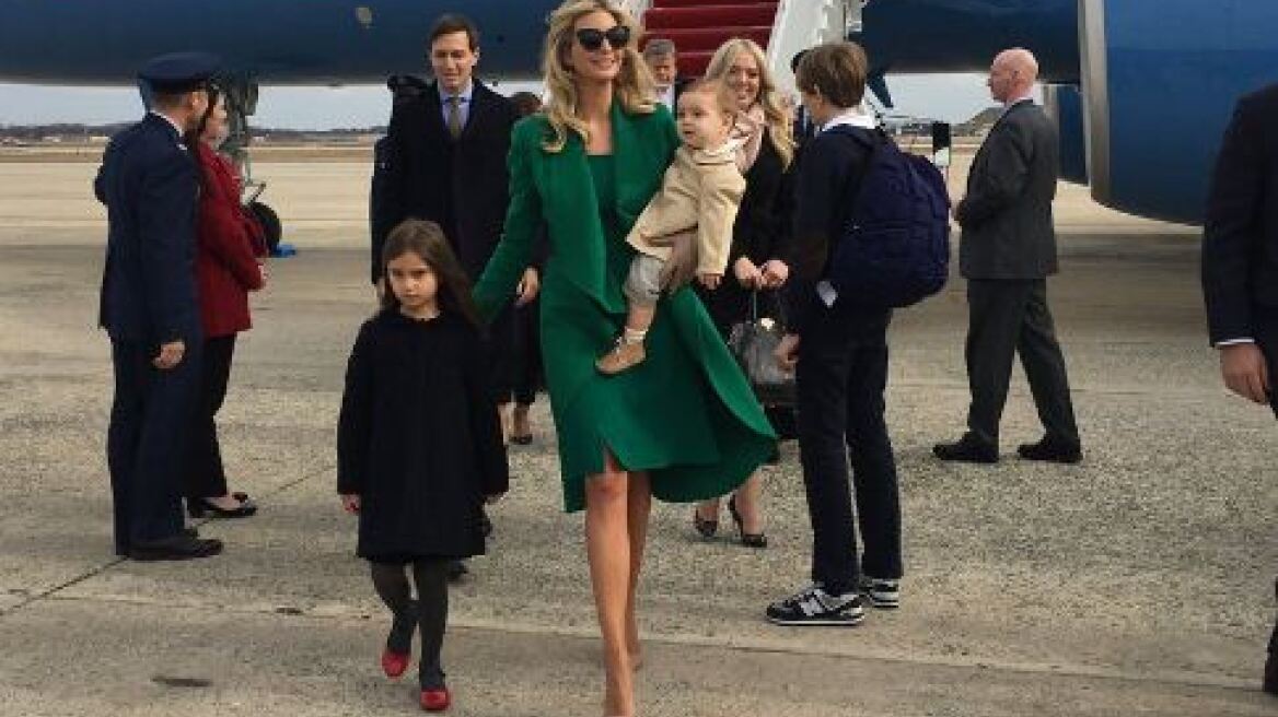 Φωτογραφίες: Μαθήματα στιλ από την Ιβάνκα Τραμπ - Έλαμπε στο κυπαρισσί φόρεμά της 