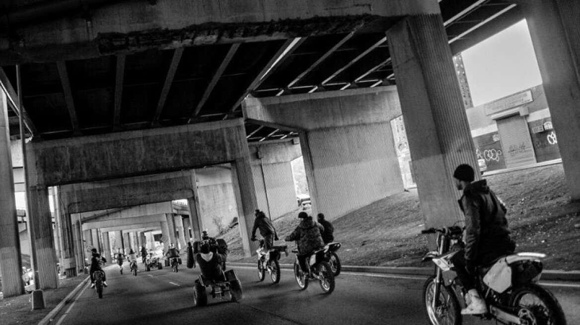 Οι συμμορίες dirt bike τρομοκρατούν τη Νέα Υόρκη (pics)