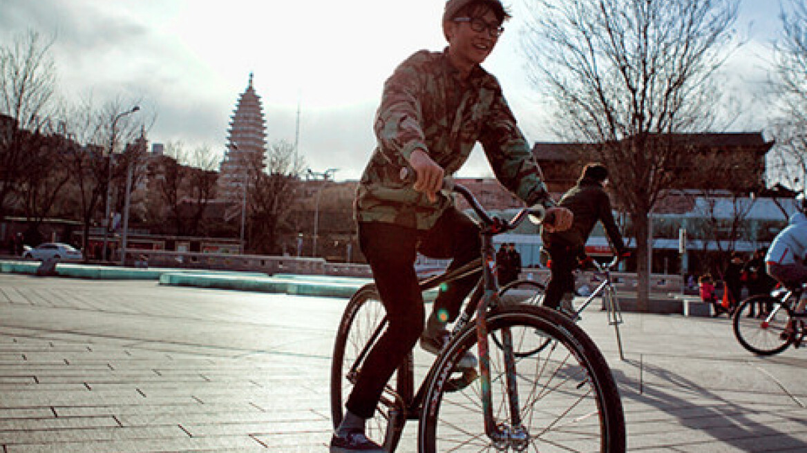 Κινέζος έκανε 500 χλμ με ποδήλατο για να πάει σπίτι του αλλά πήρε λάθος κατεύθυνση!