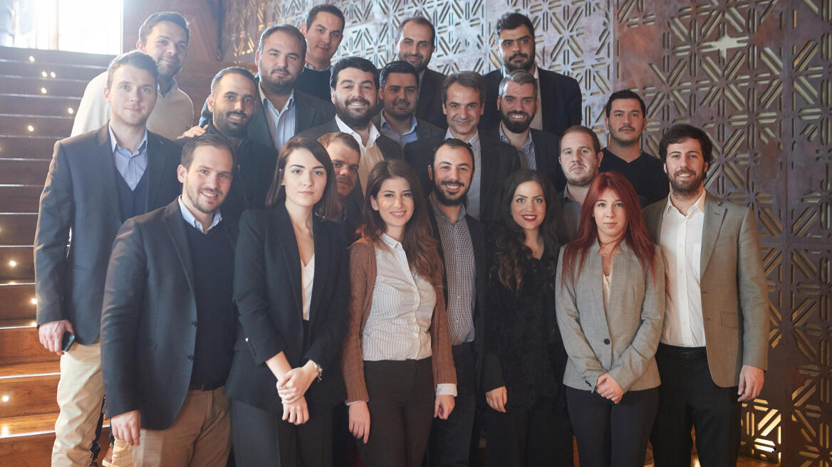 Ο ρόλος των νέων στην πολιτική ζωή, στο επίκεντρο της συνάντησης Μητσοτάκη-ΟΝΝΕΔ