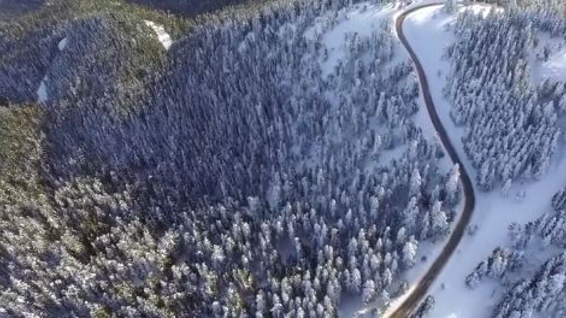 Η χιονισμένη Ευρυτανία από drone