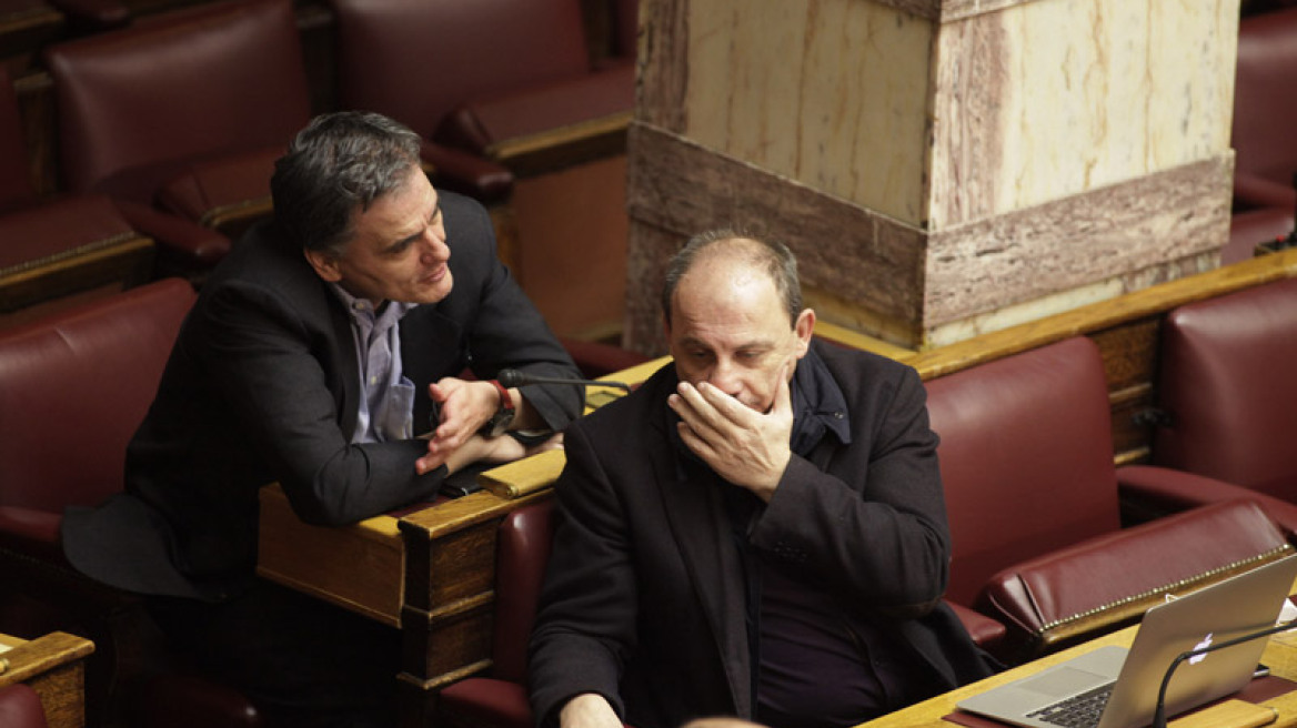 Ο Τσακαλώτος παραδέχεται ότι το 1/3 της συμφωνίας είναι «απολύτως ολοκληρωμένο»