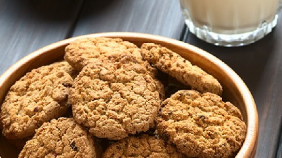 Cookies με βρώμη και μήλα