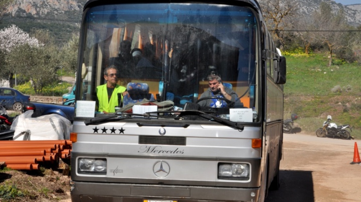 Χίος: Μετανάστες προπηλάκισαν οδηγό λεωφορείου στη ΒΙΑΛ