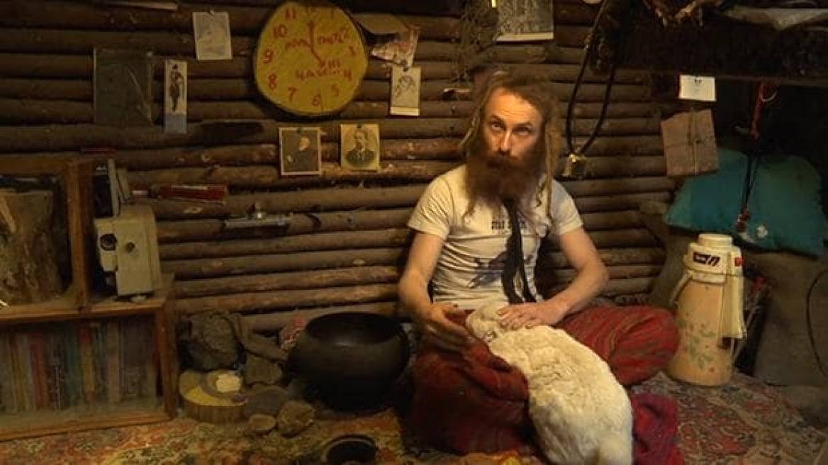 Meet an “actual” Hobbit! (photo-video)
