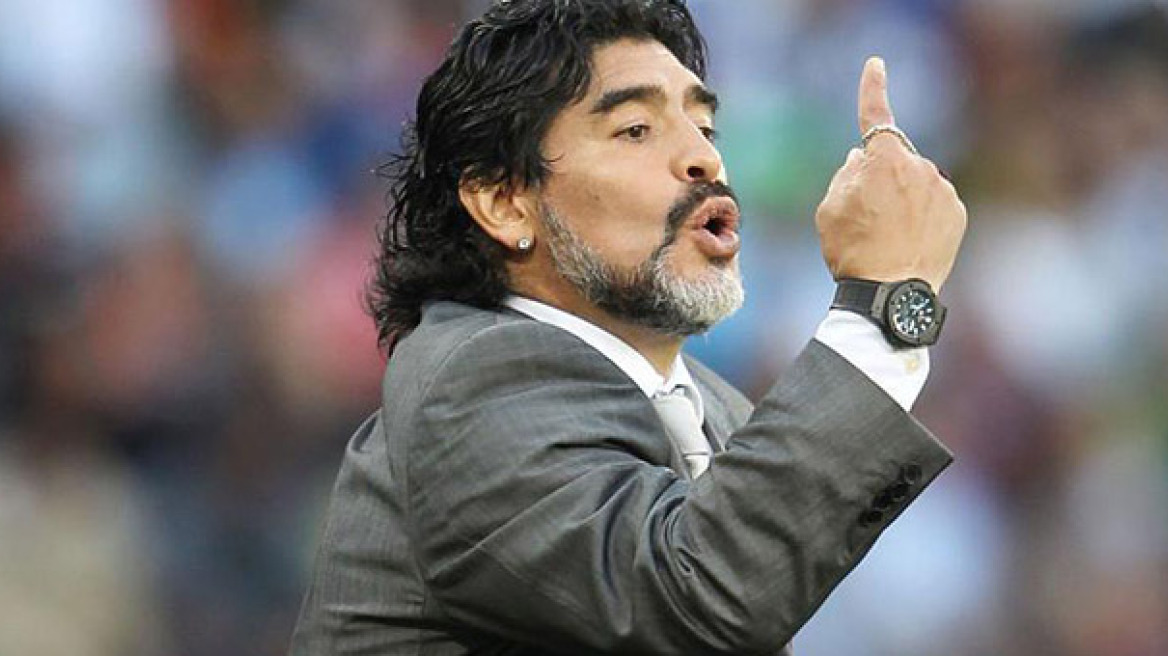 Βίντεο: Επεισόδιο Μαραντόνα με δημοσιογράφο στη Μαδρίτη