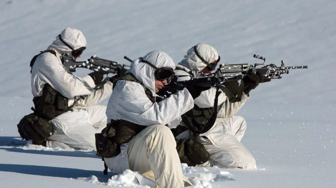 5th Greek Commando unit in action in snow (photos-video)