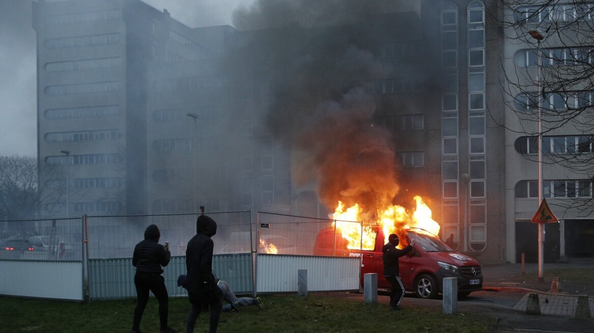 ‘Justice must pass’: French president makes rare appearance in Paris suburbs to address riots