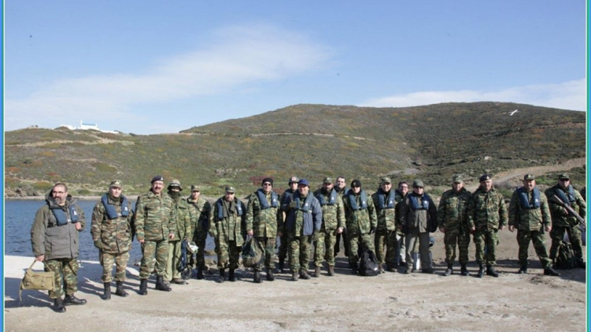 Φωτογραφίες από άσκηση με πραγματικά πυρά στη Νήσο Παναγιά
