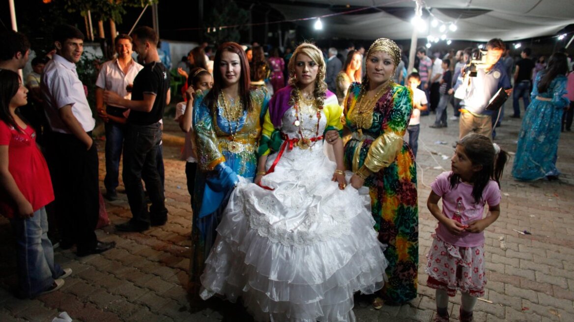 15 beautiful traditional wedding dresses (photos)