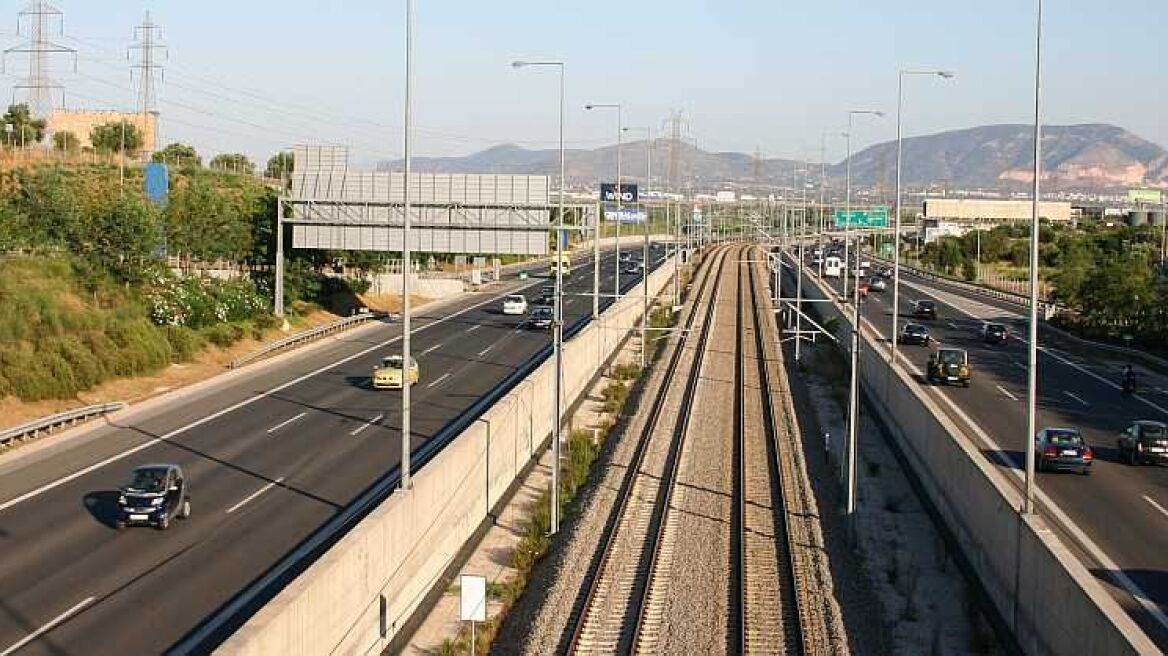 Υπαξιωματικός της Πολεμικής Αεροπορίας έχασε τη ζωή του σε τροχαίο στην Αττική Οδό