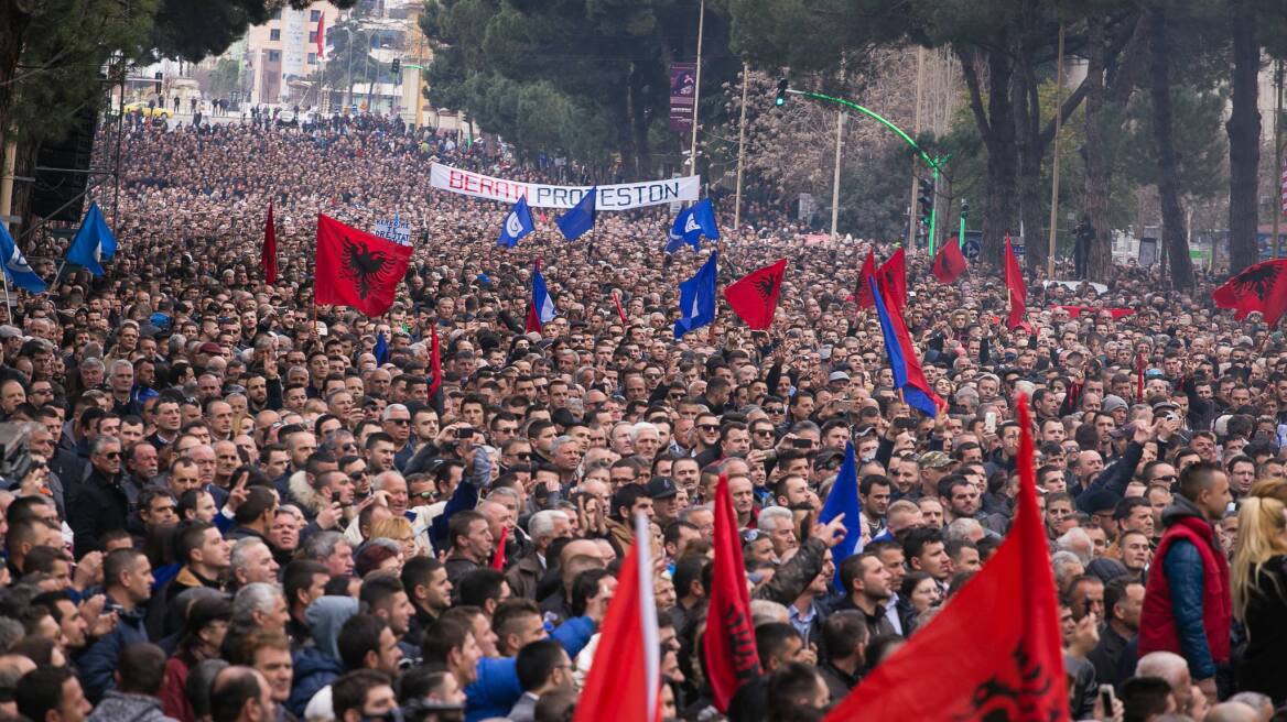  Massive demonstrations in Albania against Edi Rama’s government! (VIDEOS)