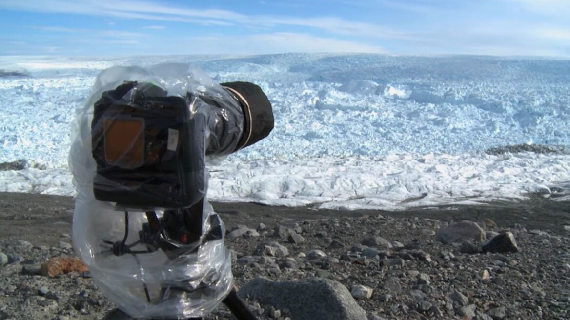 Man points camera at ice – then captures the unimaginable on film (VIDEO)