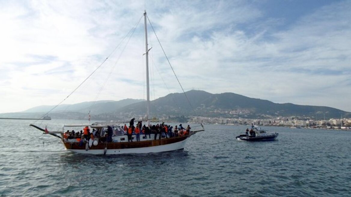 85 illegal immigrants rescued by Greek coastguard