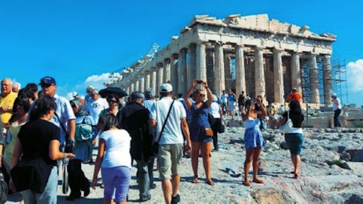 Which countries Greece expects the most tourist from