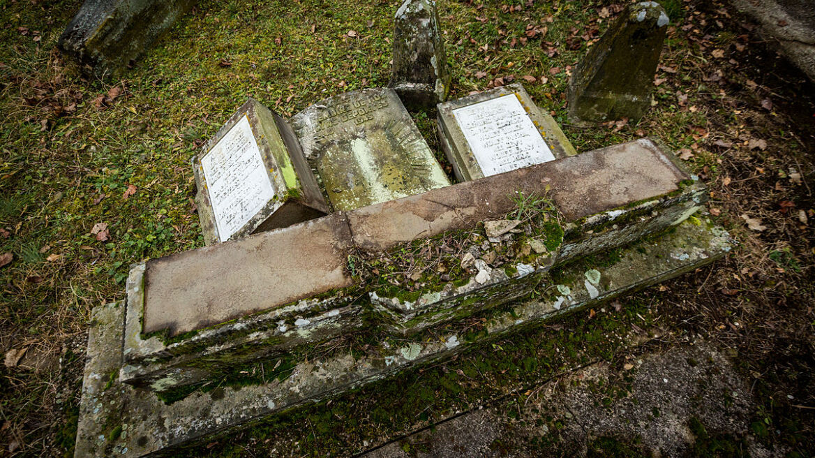 ΗΠΑ: Βανδάλισαν εβραϊκό νεκροταφείο στη Νέα Υόρκη