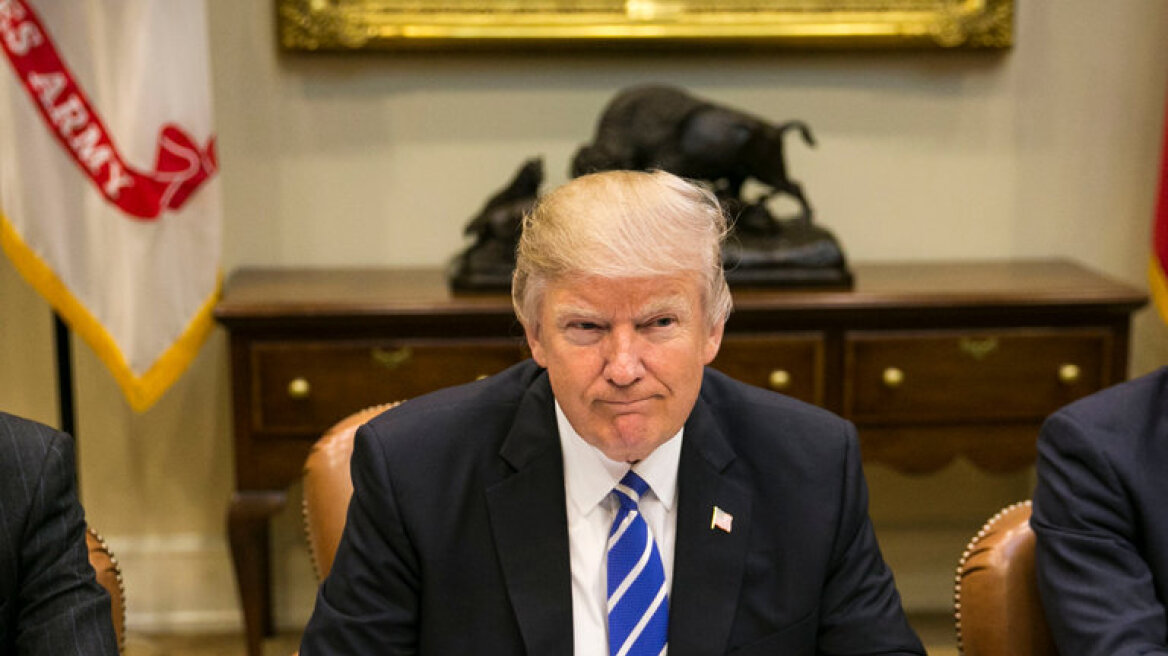 Trump signed a new Executive Order for immigration