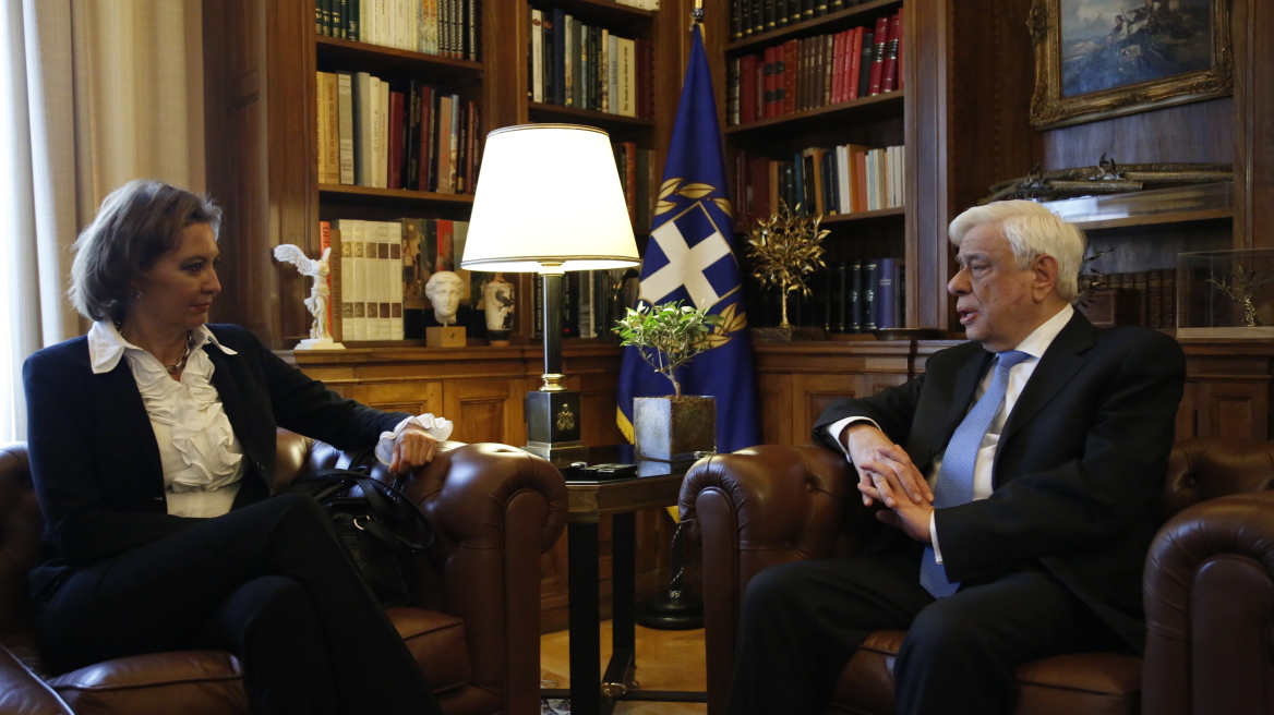 Παυλόπουλος: Κάνουμε το χρέος μας στο προσφυγικό