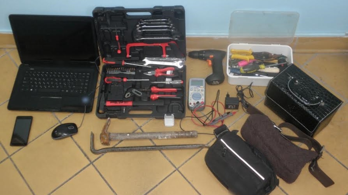 Τον πρόδωσαν τα κλοπιμαία που είχε μαζί του 