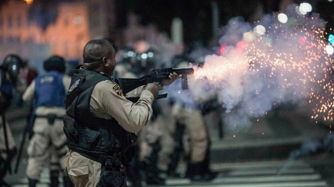 Βραζιλία: Άγριες συγκρούσεις και ξύλο για το συνταξιοδοτικό