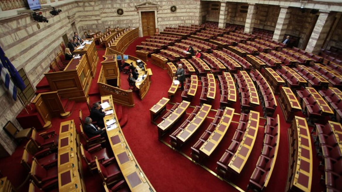 Στις 28 Μαρτίου η συζήτηση της πρότασης προανακριτικής για τα εξοπλιστικά επί Παπαντωνίου