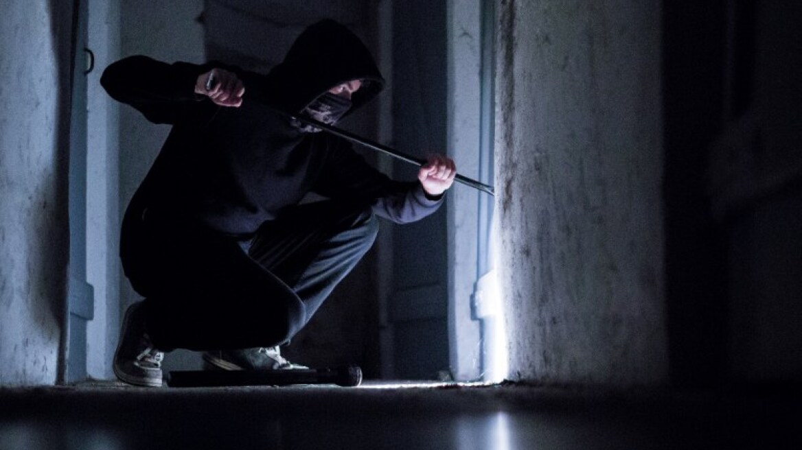 Λεηλάτησαν πάλι σχολείο στο Αγρίνιο