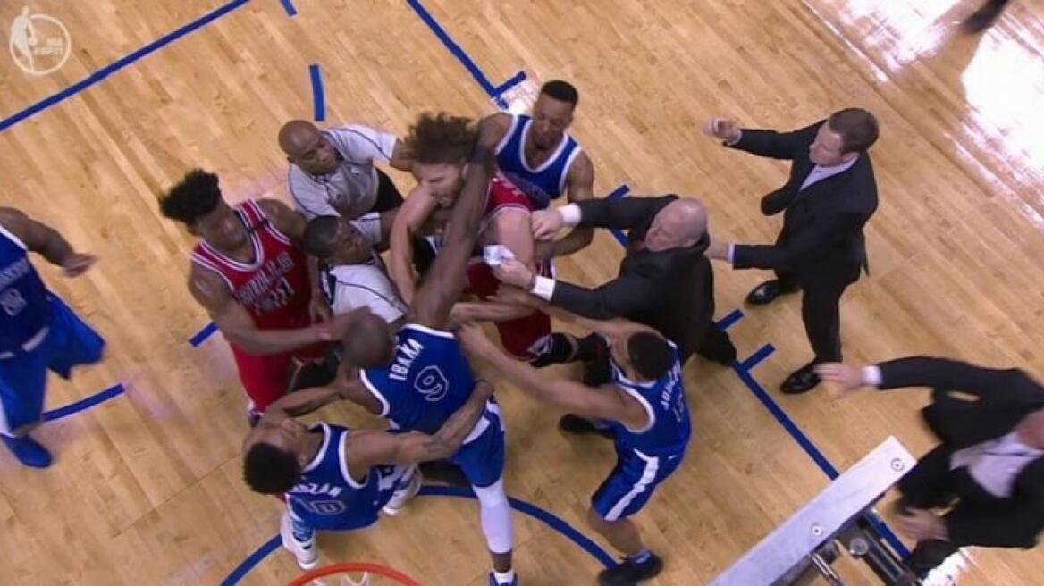 NBA: Γροθιές στο ματς Τορόντο Ράπτορς-Σικάγο Μπουλς